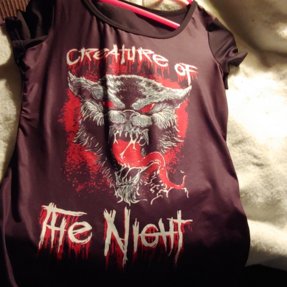 Tee shirt